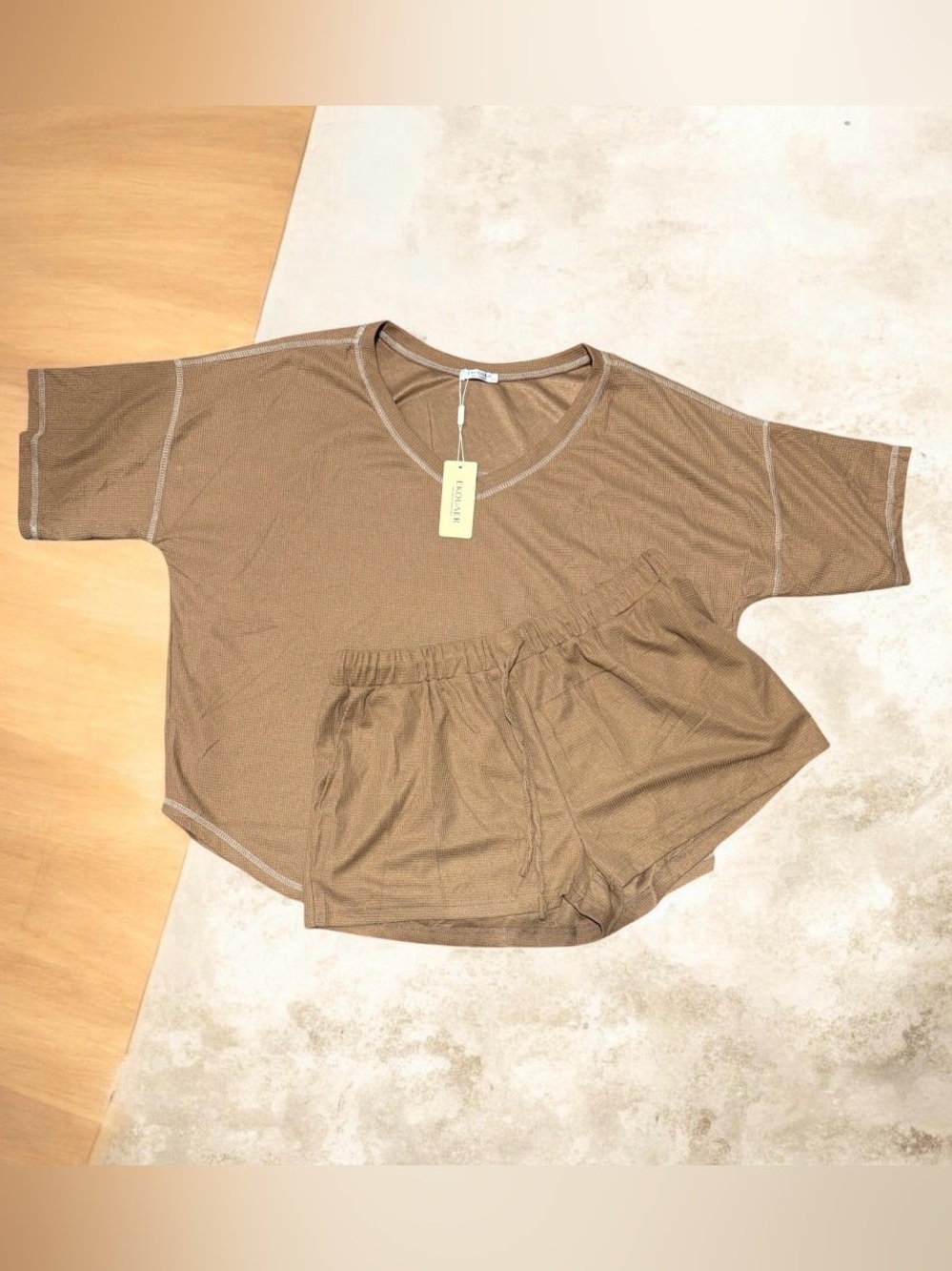 Ekouaer Waffle Knit Lounge Set 2 Piece Oversized V-Neck Top & Shorts Brown NWT